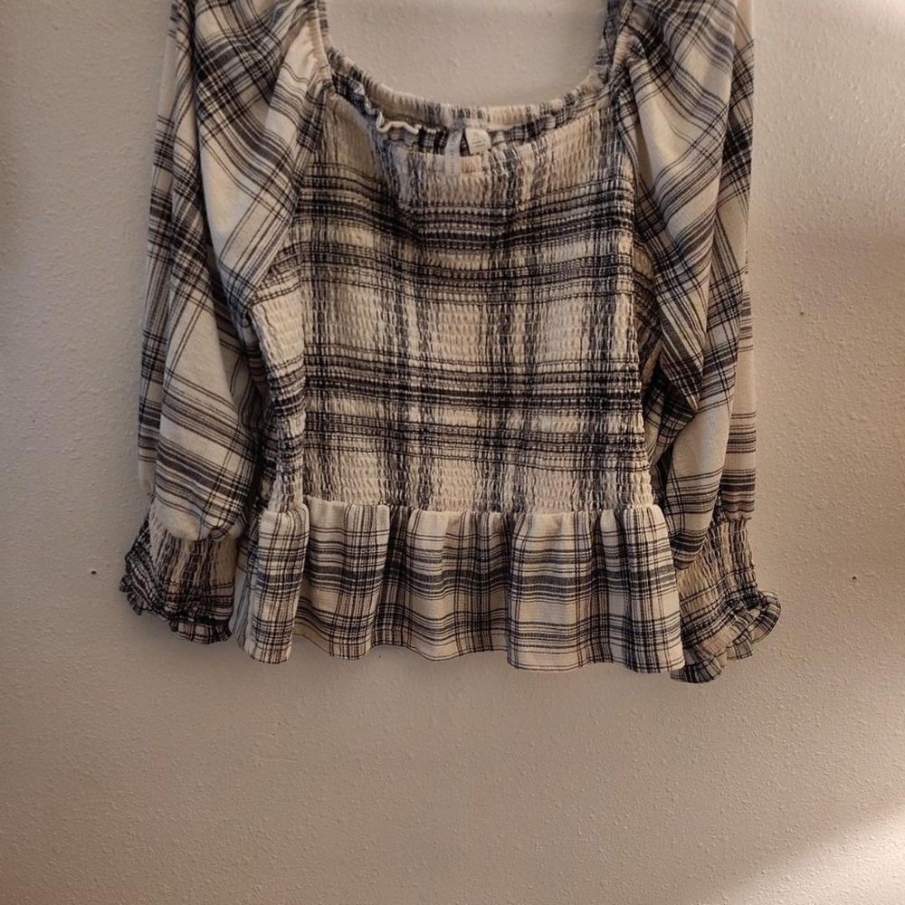 Woman's Cute Cato Cottagecore black,white & gray off the shoulder Top  Size XL